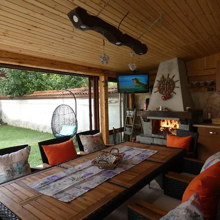 Ice Jewel Chalet, Bansko, 200 Meters From The Gondola, 20 улица „свети иван рилски“ Chalé